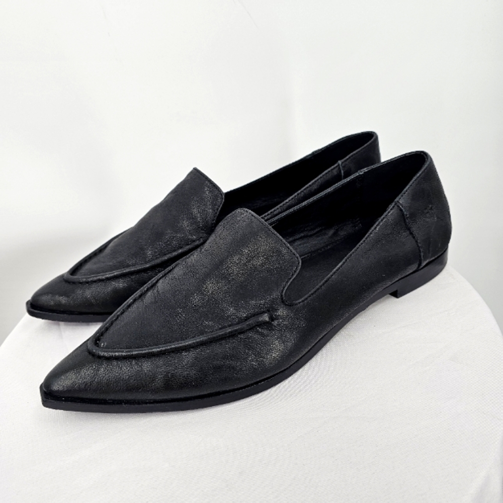 Frye Loafer slip on shoes Kenzie Moc Stitch Leather Pointed Toe Flats Size 9.5